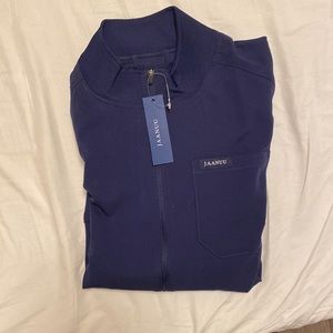 Jaanuu women’s scrub jacket
